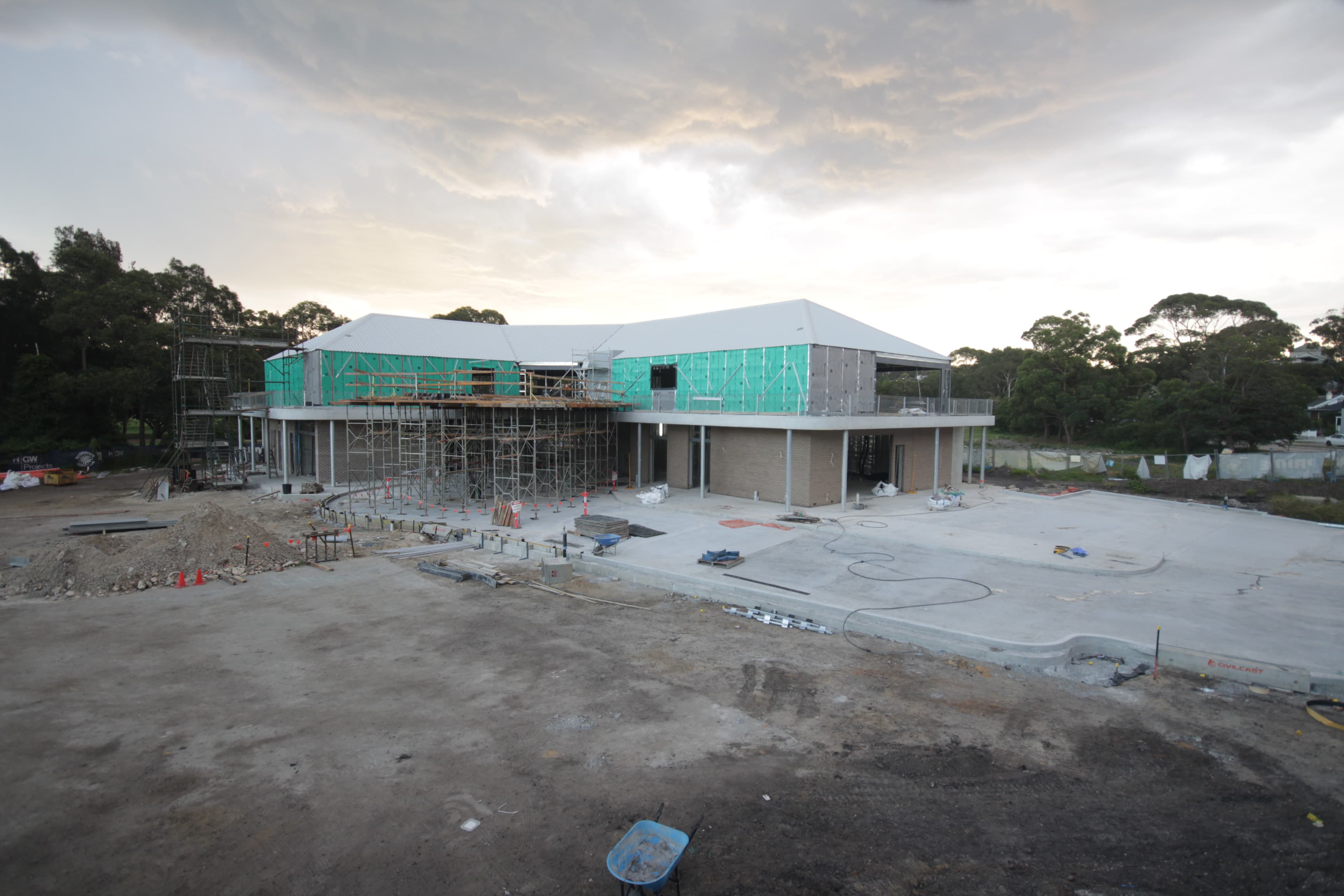 Clubhouse time-lapse Camera 1 at 2026-04-17 17:00